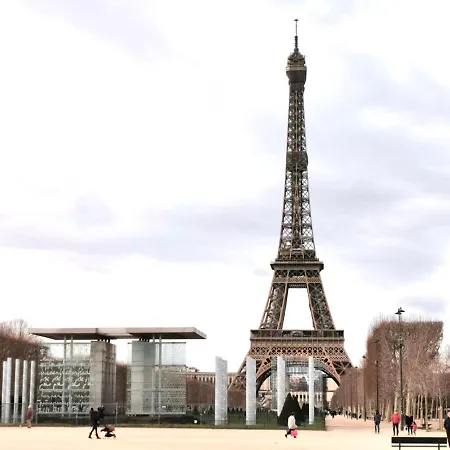 Cocooning Near The Eiffel Tower דירה